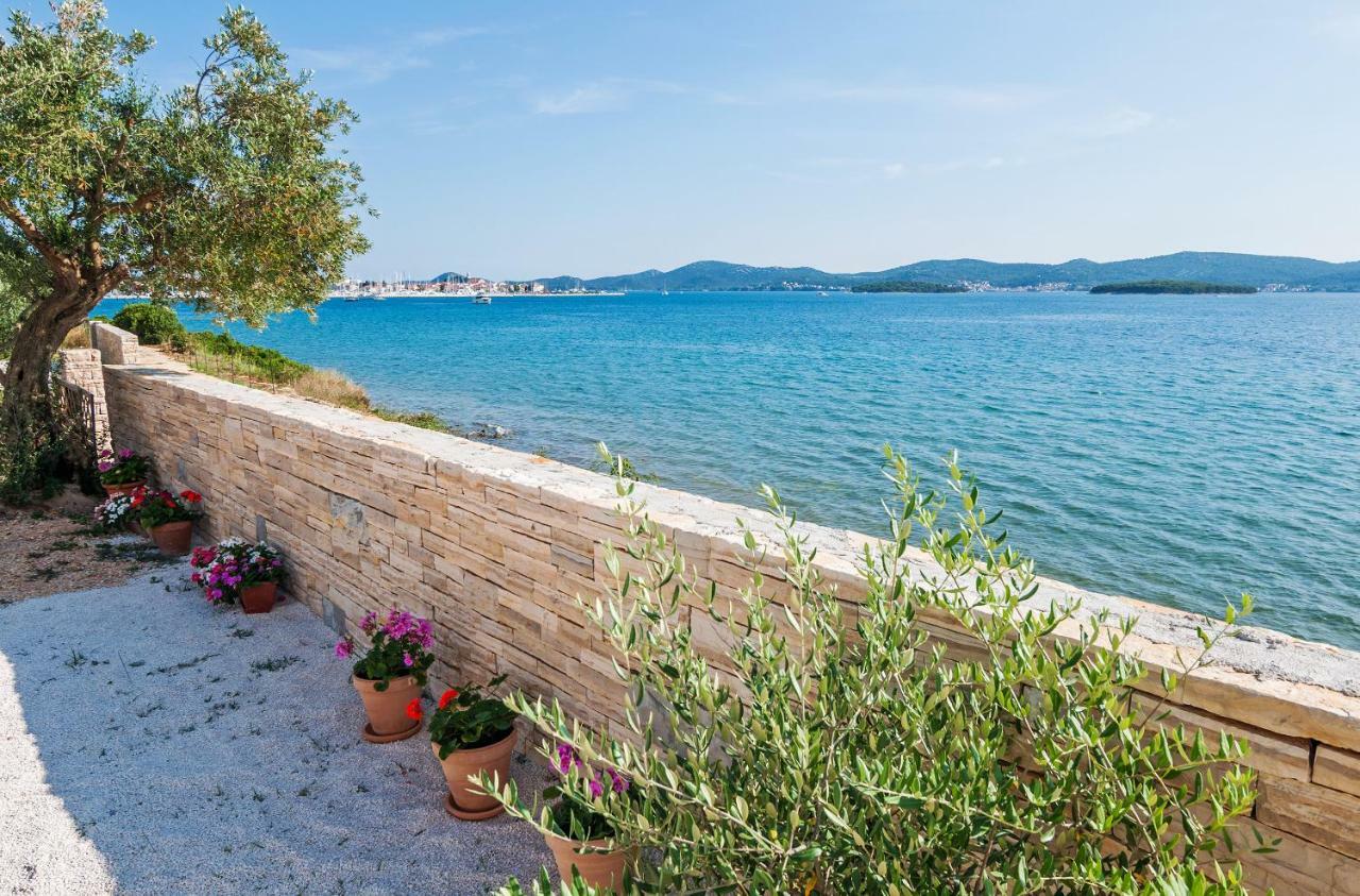 Camp San Antonio Hotel Biograd Na Moru Buitenkant foto