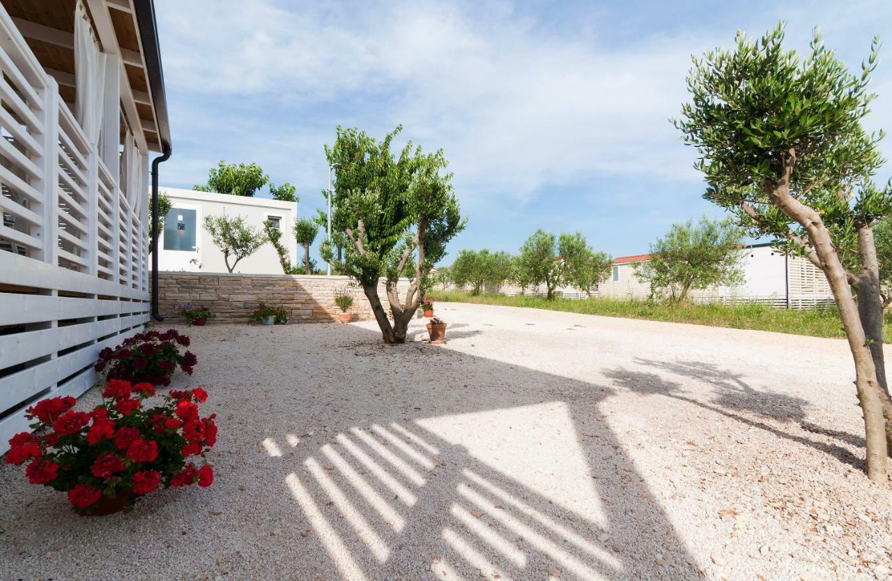 Camp San Antonio Hotel Biograd Na Moru Buitenkant foto
