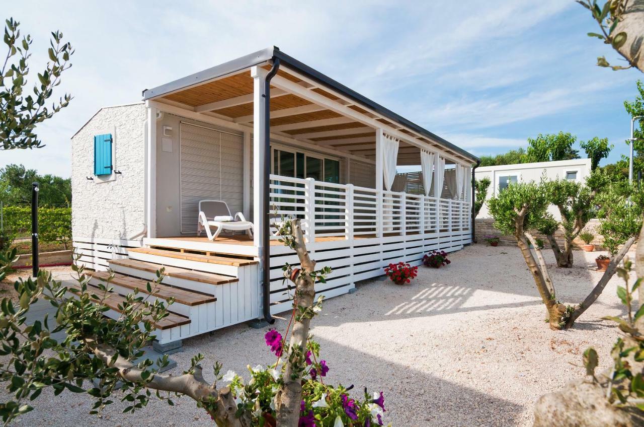 Camp San Antonio Hotel Biograd Na Moru Buitenkant foto