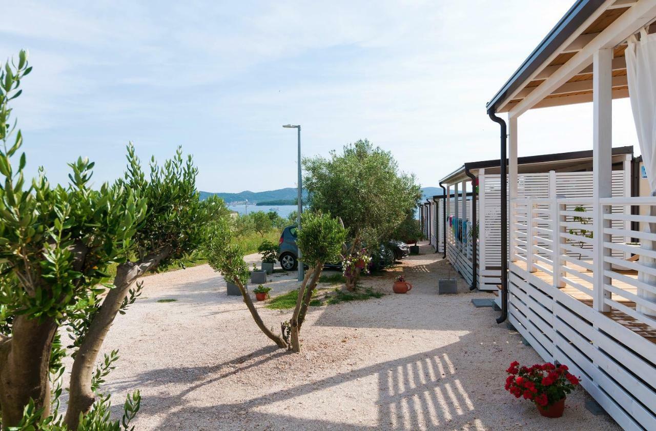 Camp San Antonio Hotel Biograd Na Moru Buitenkant foto